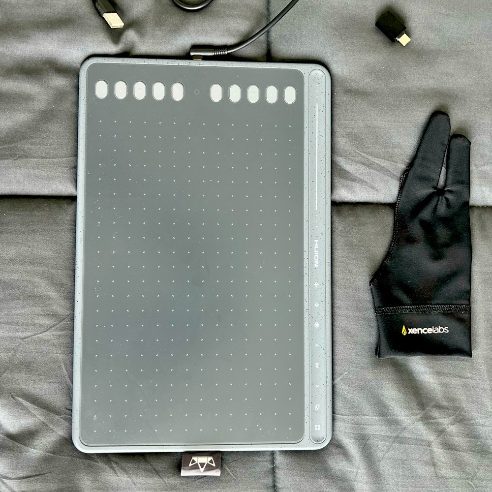 Huion Drawing Tablet W/ Accessories